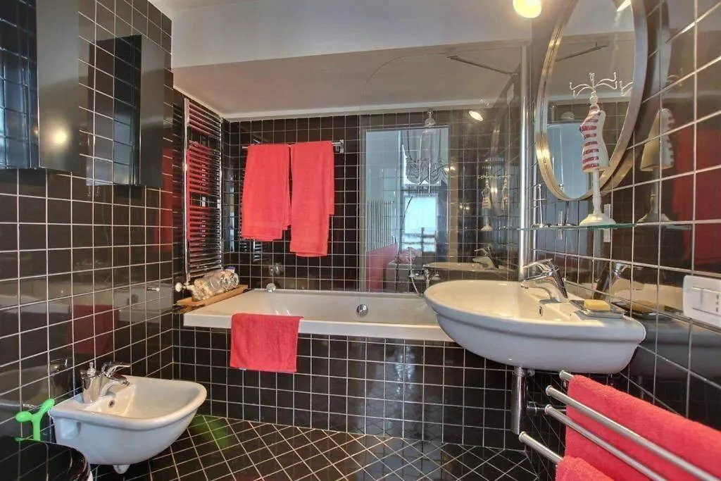 Milan Design Loft - 5 Mins From Fondazione Pradaアパートメント 0*,