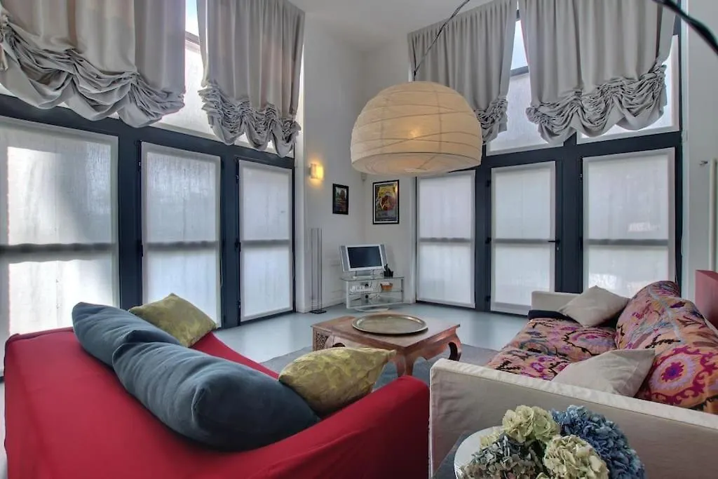 Milan Design Loft - 5 Mins From Fondazione Prada Apartment 0*,